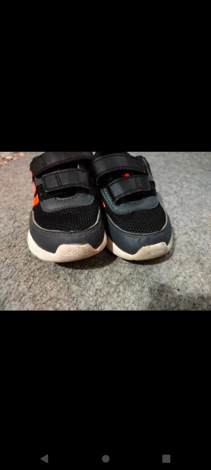 Basket adidas 23 - photo numéro 2