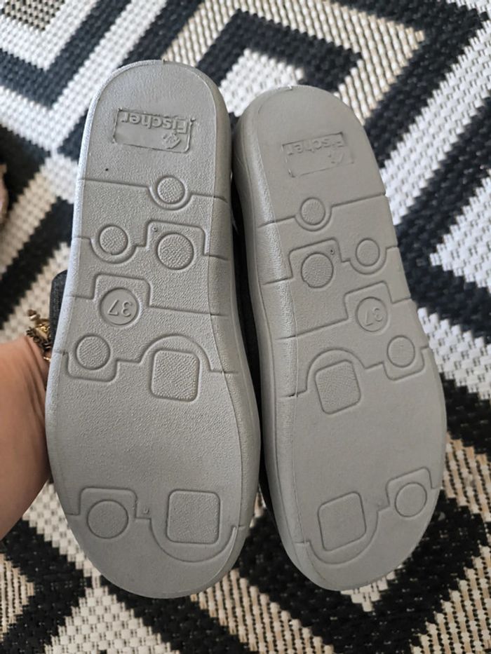 Chaussons garçon Fisher – Taille 37 Neuf - photo numéro 2