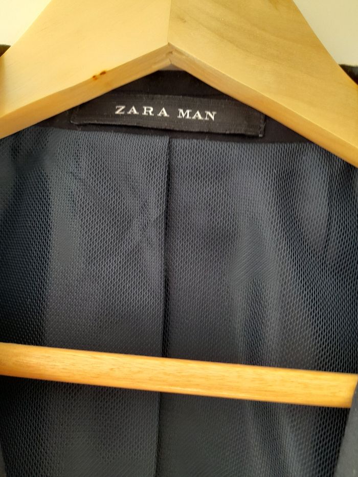 Veste ZARA Man homme noire neuf. - photo numéro 2