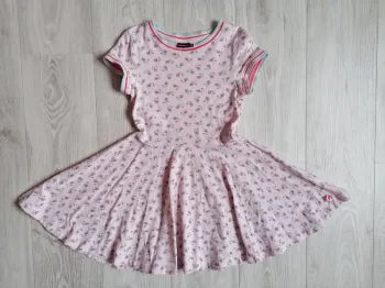 Robe Sergent Major 
Thème la fête des lanternes 
Taille 10 ans
Très bon état