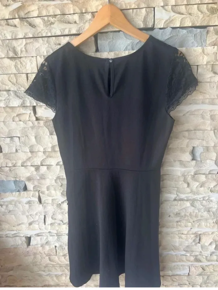 Sublime  robe  taille M -  Camille de Paris - photo numéro 3