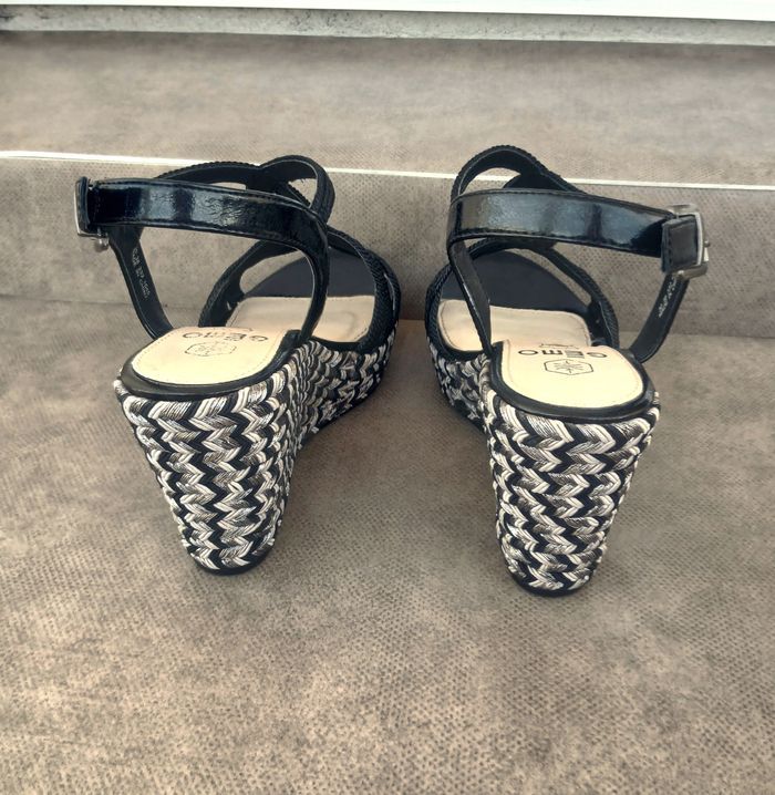 Escarpins / Sandales à talon compensé et brides en cordelette - photo numéro 7