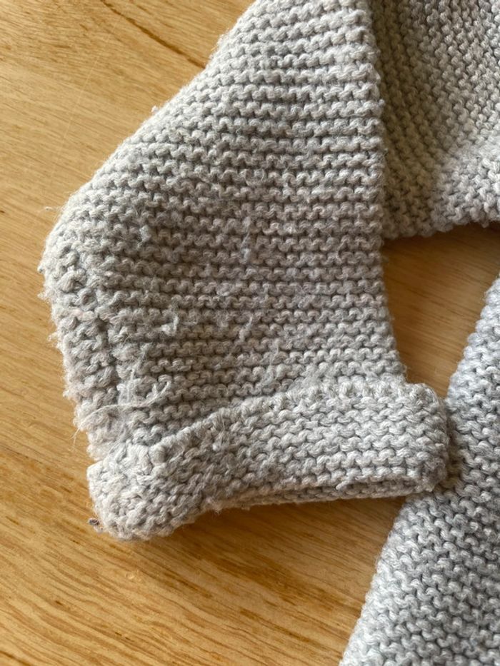 Lot 2 vestes/gilets en laine 24 mois - photo numéro 6