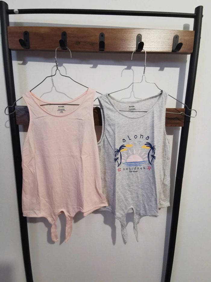 Lot débardeurs 10 ans