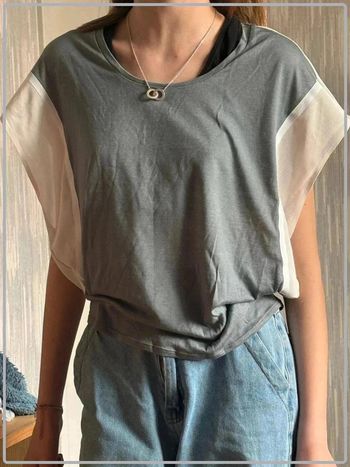 Top semi transparent taille 36 marque Nike