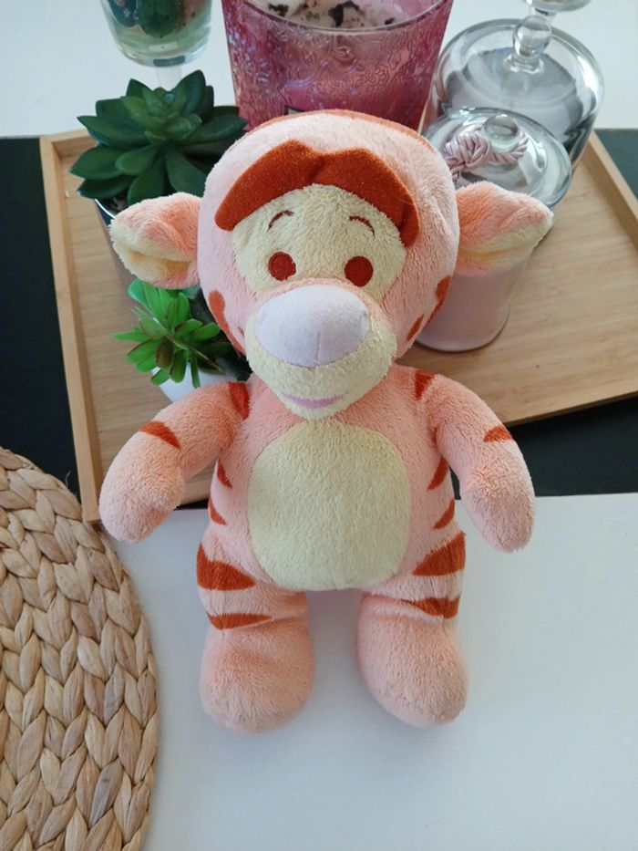 Adorable Péluche Tigrou Disney🌿🎁 - photo numéro 3