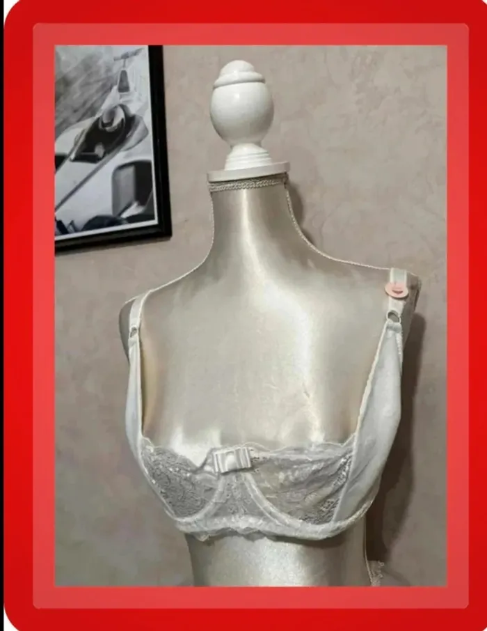 Petits prix :)  Soutien-gorge - photo numéro 2