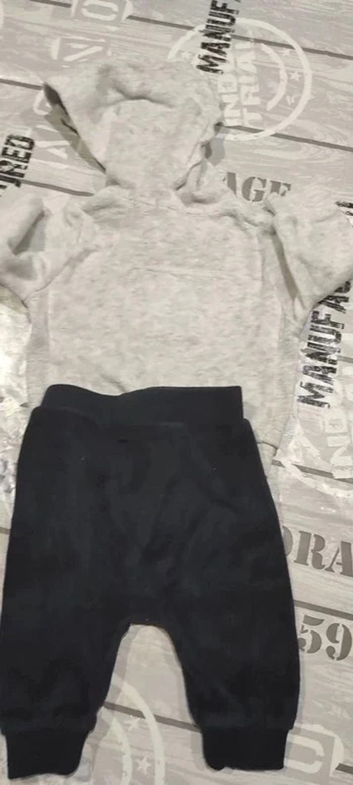 Ensemble capuche 🐲 Kiabi 3 mois - photo numéro 4