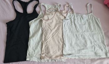 Lot de débardeurs