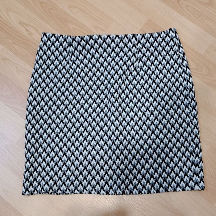 Jupe noire et blanche