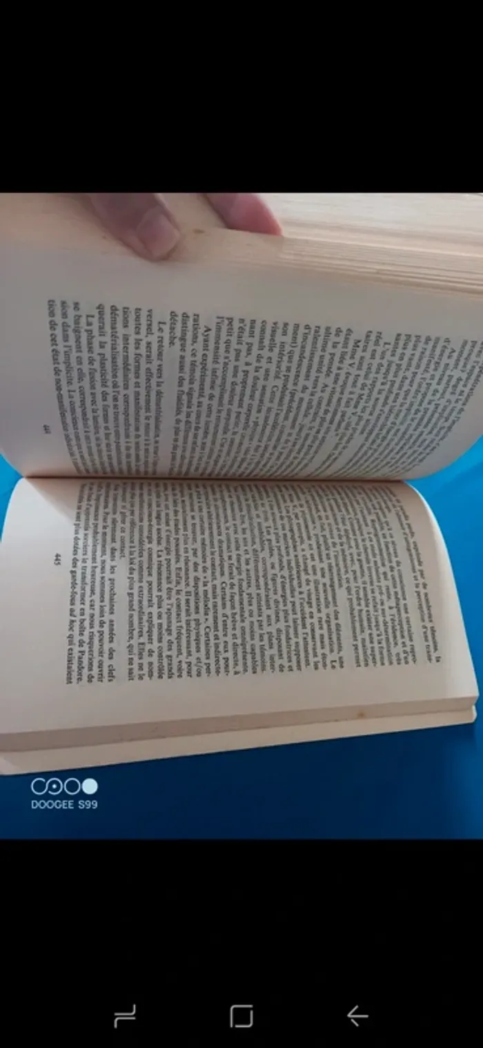 Livre abîmé - photo numéro 8
