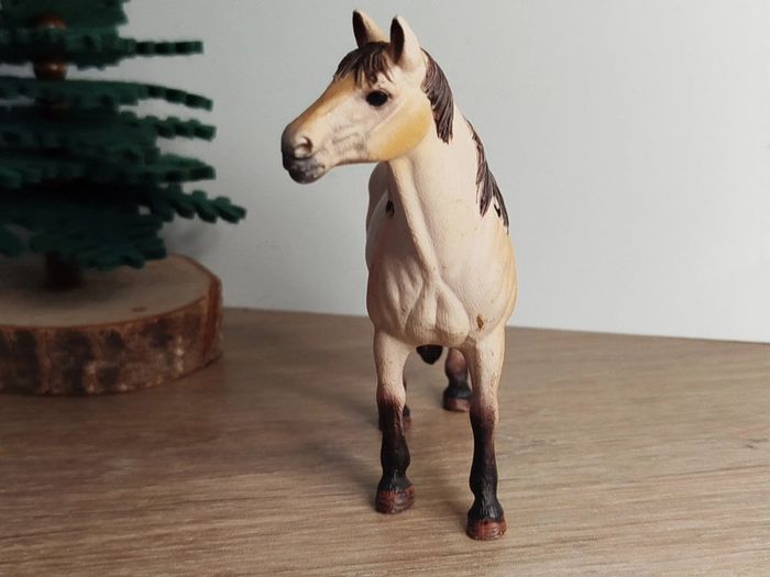 Schleich Jument beige Figurine Animal équidé