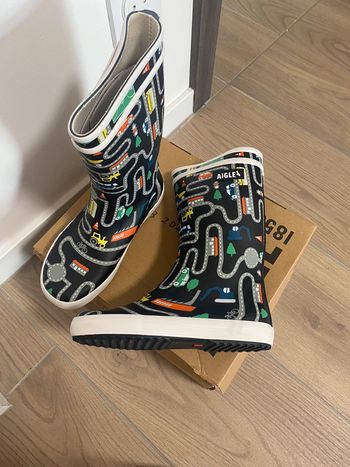 Bottes aigle neuve 33