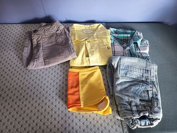 Lot de vêtements garçon q 24 mois