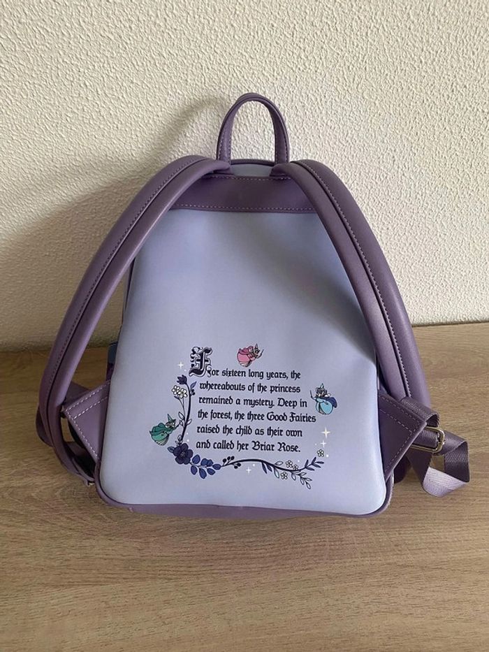 Disney Loungefly Sac à dos Princesses Belle au bois dormant 65th anniversaire Aurore Prince Fées - photo numéro 4