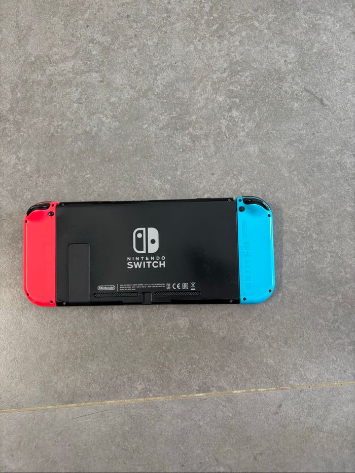 Switch + housse - photo numéro 4