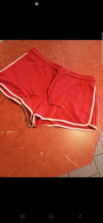 Short femme taille S