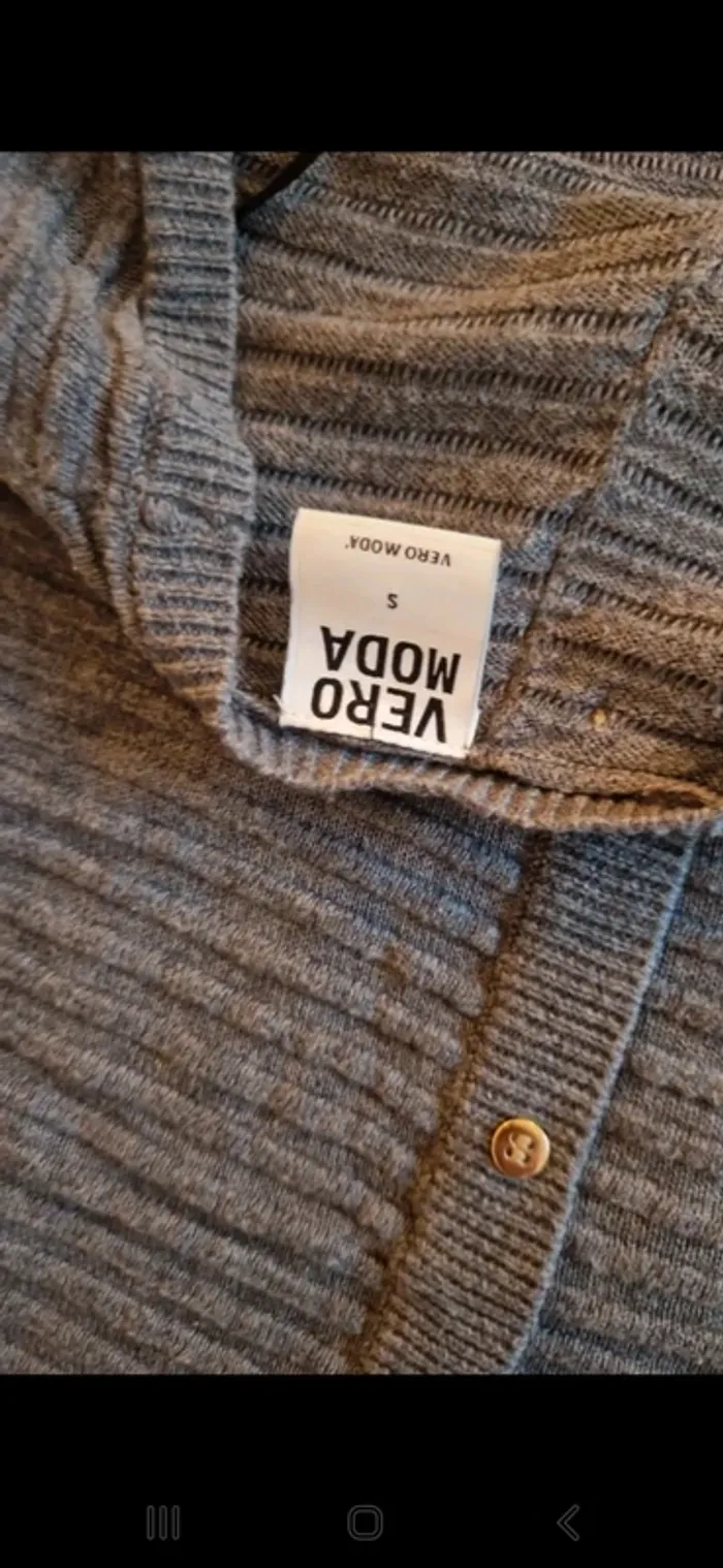 Pull vero moda taille s gris très bon état - photo numéro 4