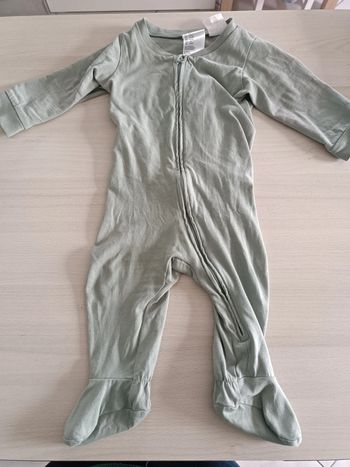 Pyjama vert 4-6 mois