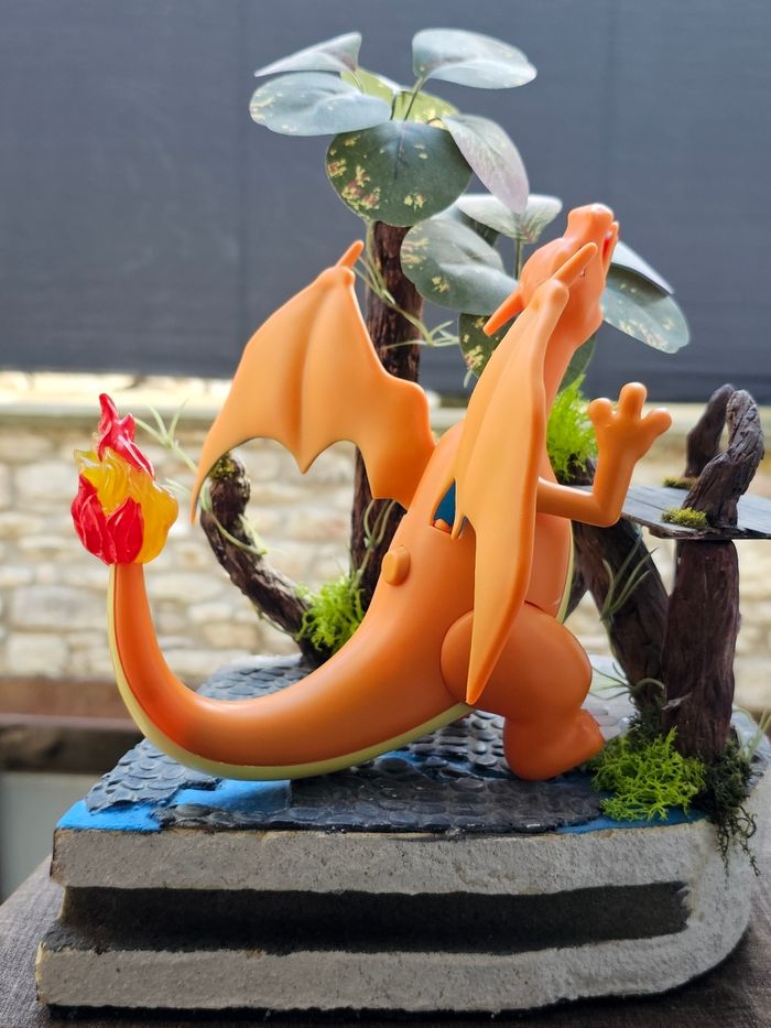 Super grande figurine Pokemon Nintendo Dracaufeu - photo numéro 4