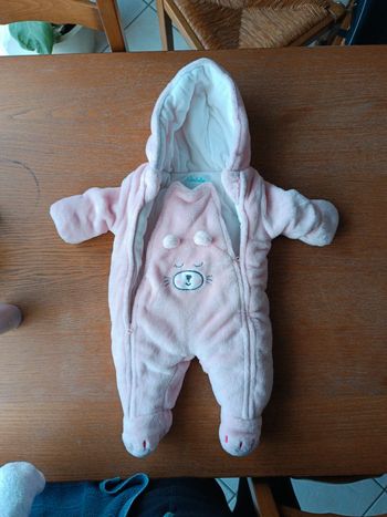 Combinaison bébé fille kimbaloo comme neuf 3 mois hiver