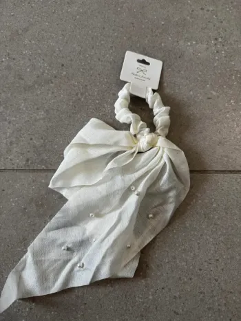 Chouchou blanc Fashion Jewelry, neuf