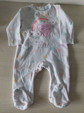 Grenouillère fille 6mois motif cœur et nuage