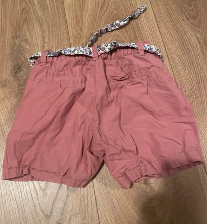 Short /H&M / 5 ans - photo numéro 3