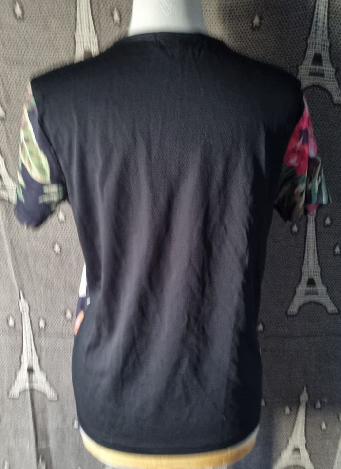 T-shirt imprimé fleurs 🌸 taille M mixte - photo numéro 5