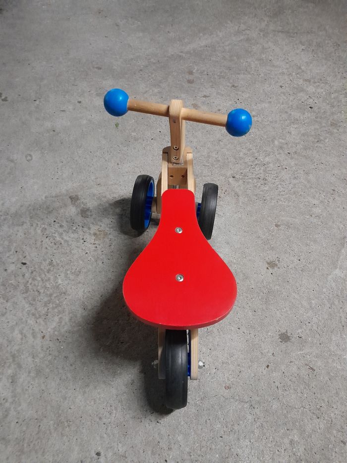 Tricycle bois - photo numéro 3