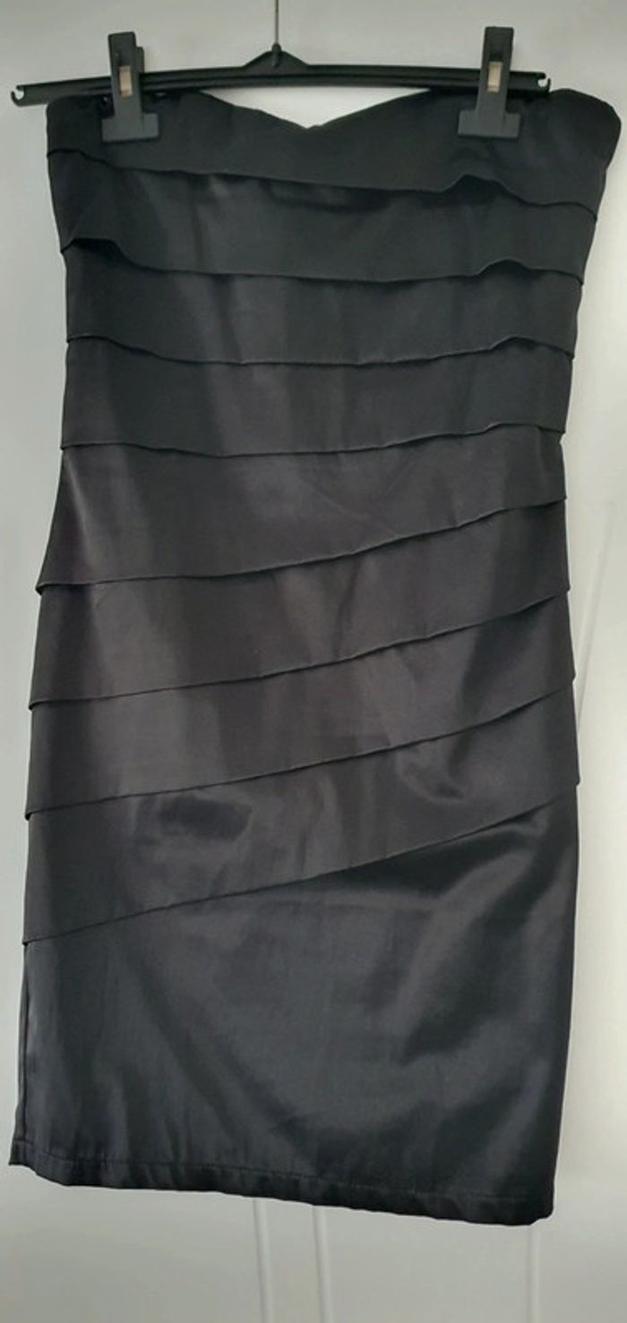 Robe bustier noire taille 38