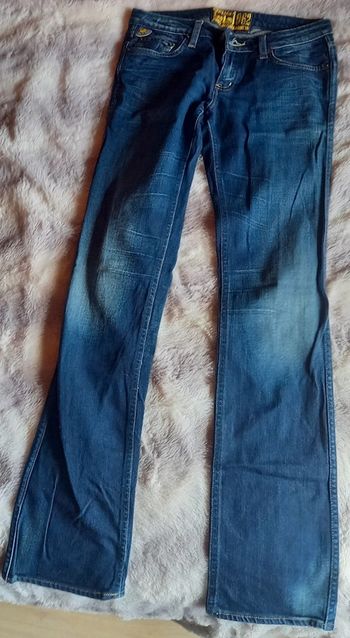 Jeans lois