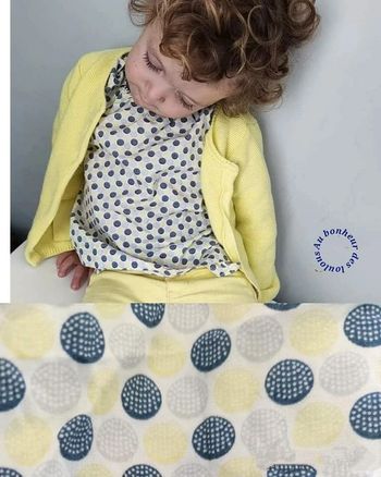 23 mois ensemble obaibi blouse et gilet ( sans pantalon)