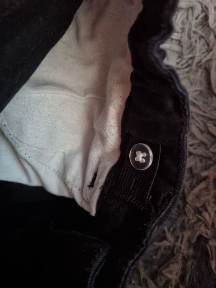 Bermuda en jean noir 16ans comme neuf - photo numéro 4