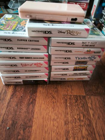 Nintendo ds lite avec 15 jeux 