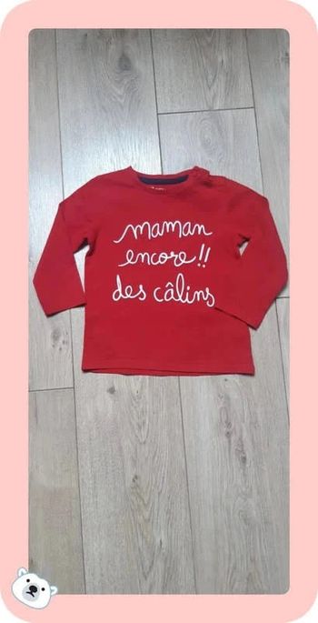 Tee-shirt ML gémo rouge "maman encore !! Des câlins" 3 ans en parfait état
