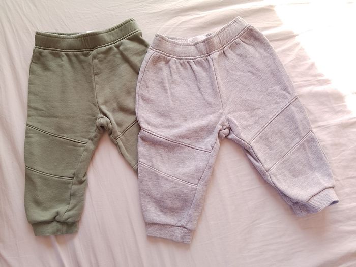 Lot pantalons petits cailloux 23 mois - photo numéro 2
