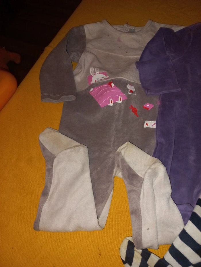 Lot belles 3 grenouillères filles 18 a 24 mois - photo numéro 3