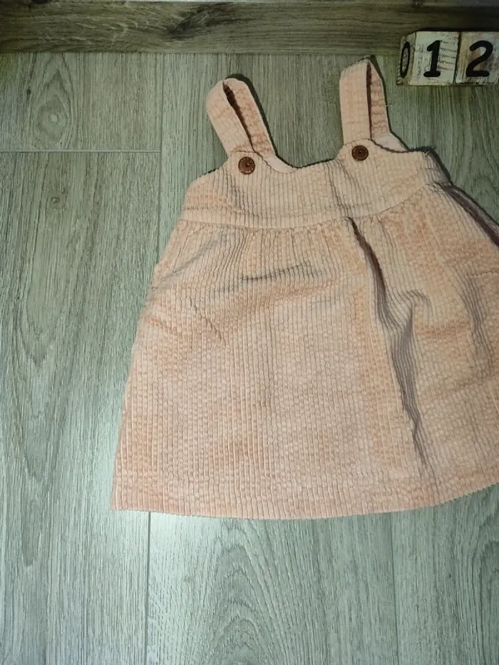 Robe toute saison. 12 mois - photo numéro 2