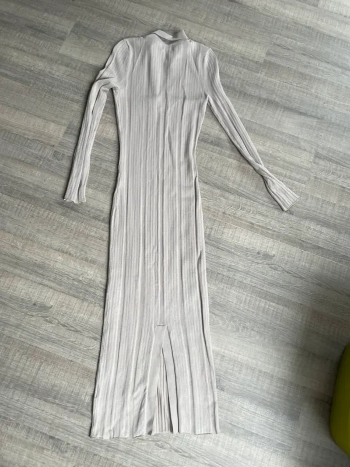 Robe moulante en maille - photo numéro 4