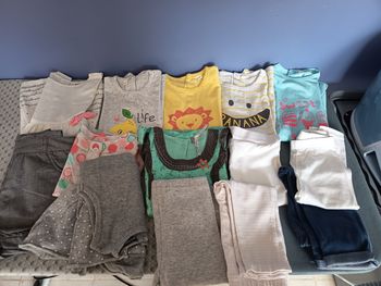 Lot de vêtements 9 mois fille