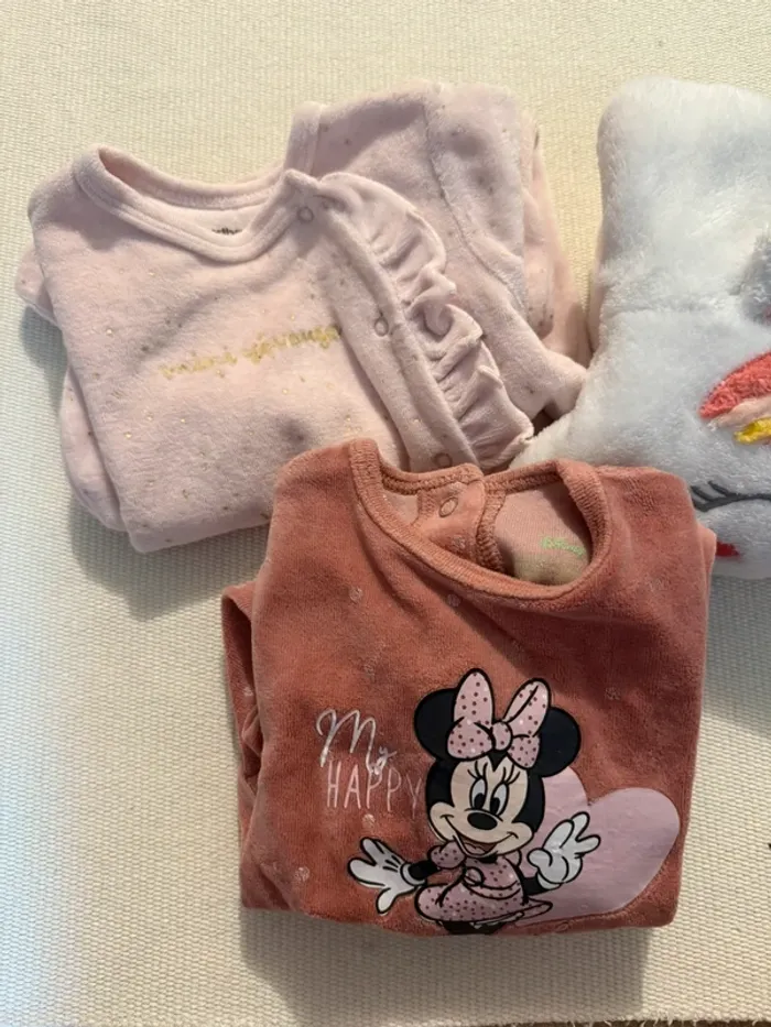 lot de pyjama taille 3 mois
