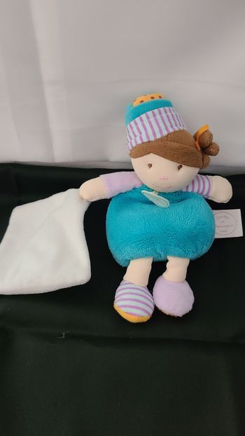 Doudou et Compagnie - Demoiselle Cupcake bleue grelot Mouchoir blanc