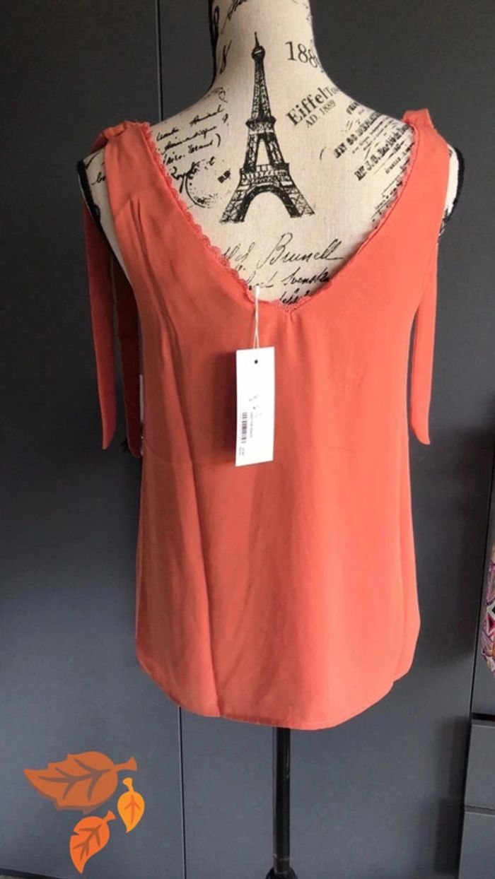 Blouse neuve ! - photo numéro 3