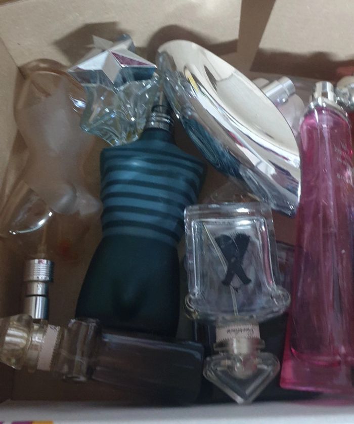 Lot flacons parfums vide - photo numéro 2