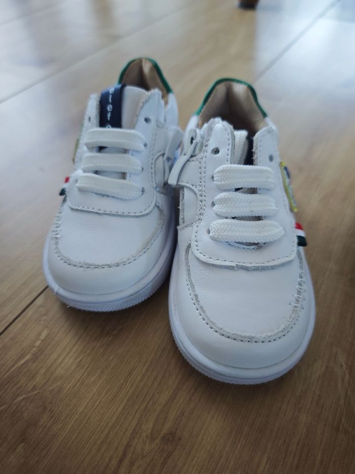 Chaussures 21 - photo numéro 2