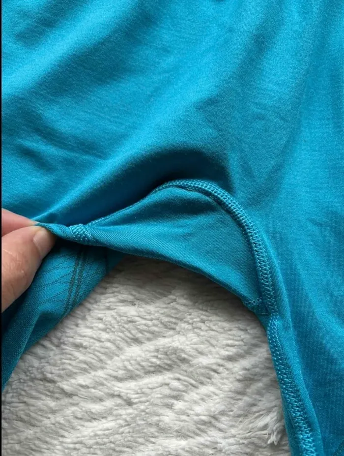 Ensemble Gymshark Apex Seamless Femme Bleu – Brassière L + Legging M – Comme Neuf – Valeur 102€ - photo numéro 14