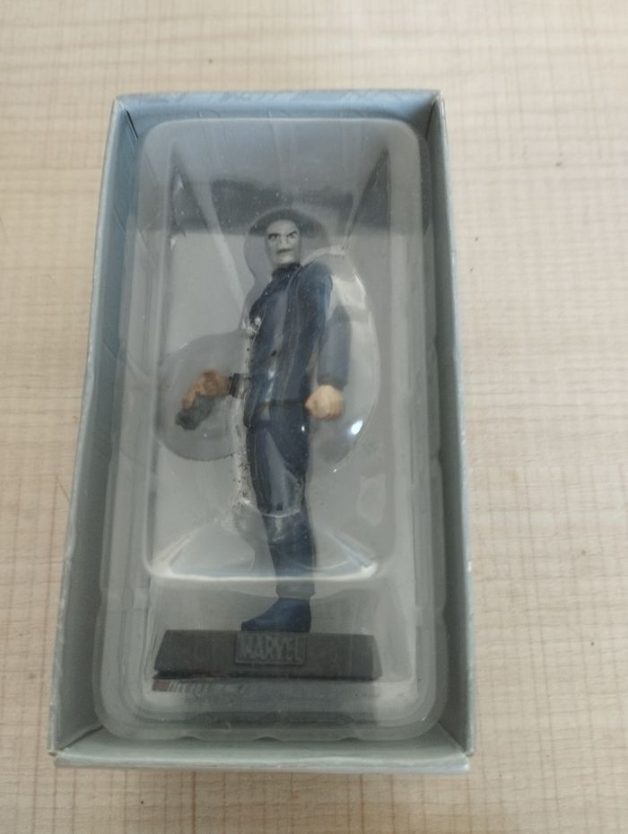 Figurine Marvel le caméléon en plomb