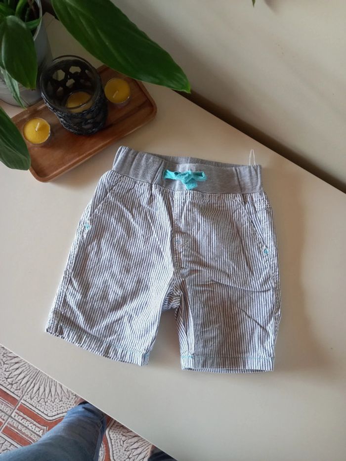 Short garçon taille 86