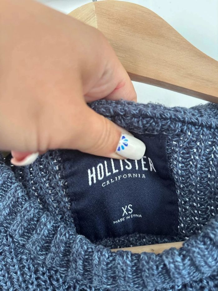 Pull bleu en maille hollister taille XS - photo numéro 3